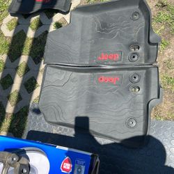 OEM 2020- Jeep Gladiator Front And Rear Floor Mats