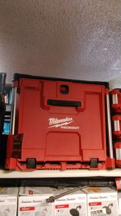 Milwaukee PACKOUT ROLLING DRAWER TOOL BOX