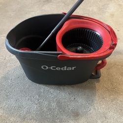 O-Cedar EasyWring Microfiber Spin Mop with Bucket System