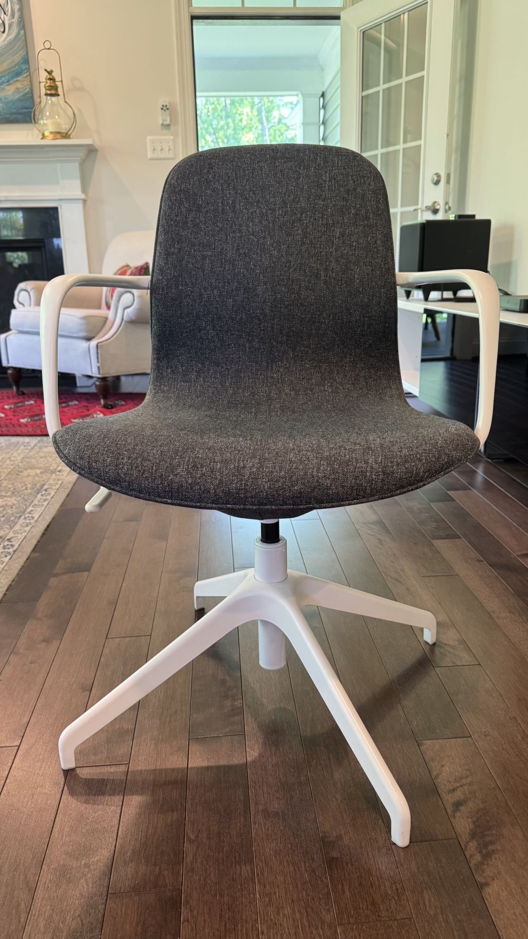 Gray And White Desk Chair