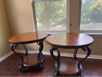Round end tables / accent tables