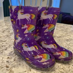 Toddler size 10 light up rain boots