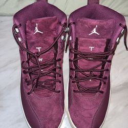 Air jordan best sale 12 retro burgundy