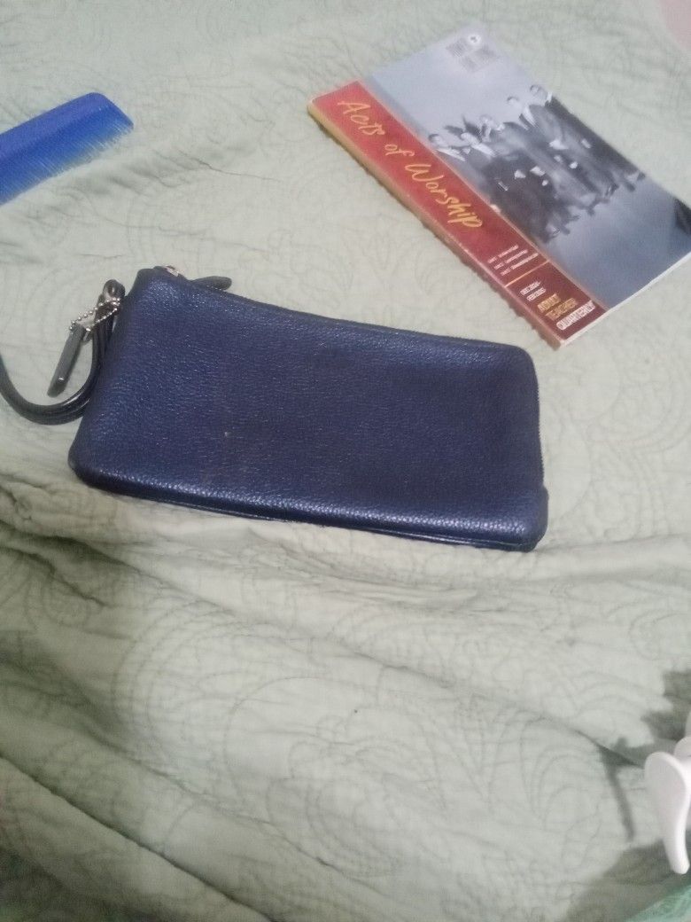 Coach Doudle Zipper Wristlet