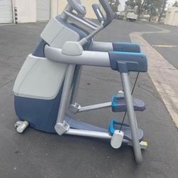 Precor AMT 835 Open Stride