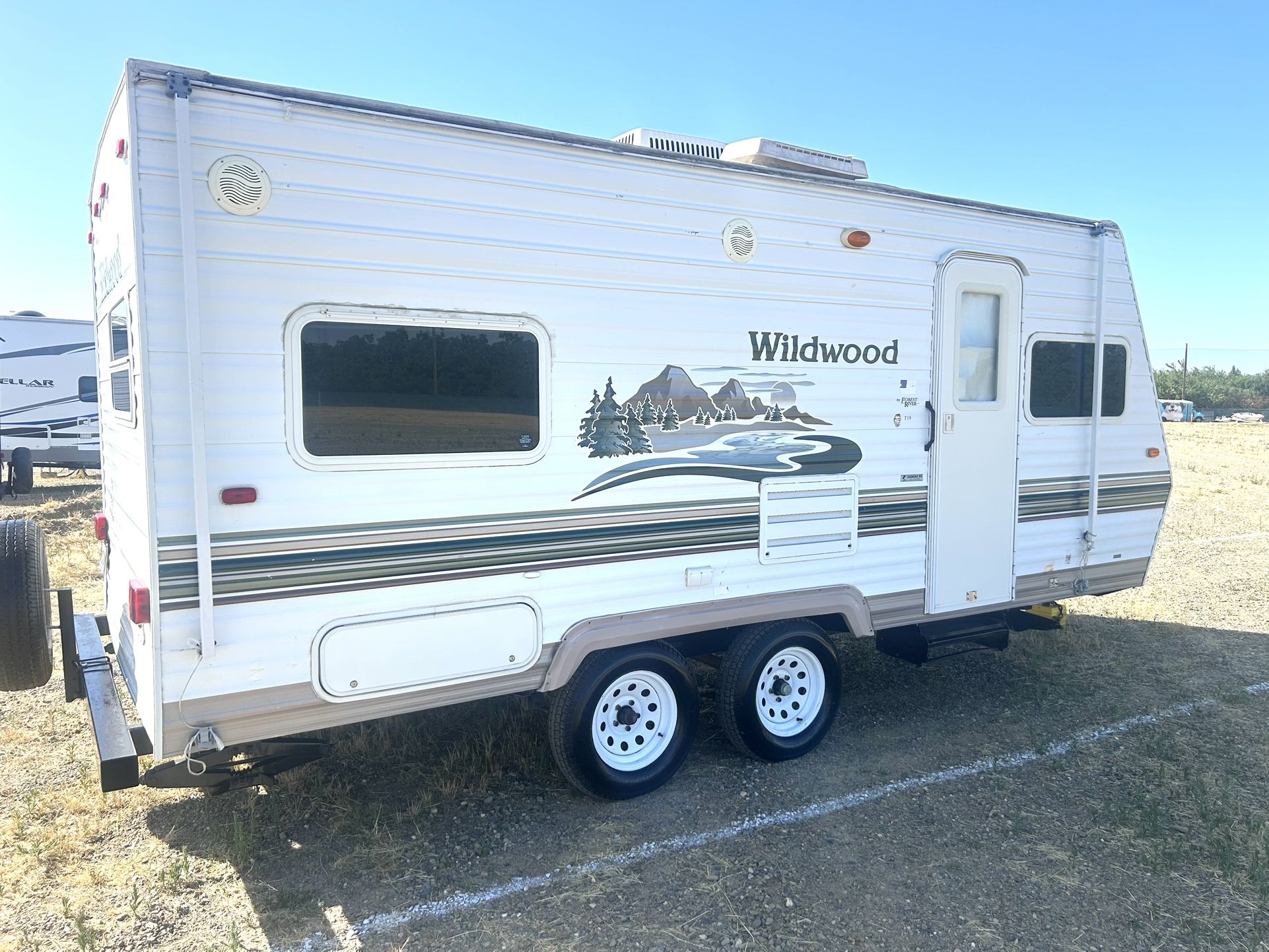 2005 wildwood 18ft Very Clean 1 Owner