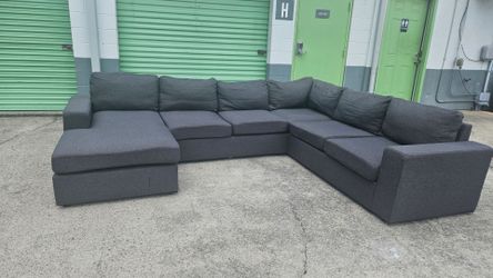 Gray 4 piece Sectional (Delivery Available 🚚)