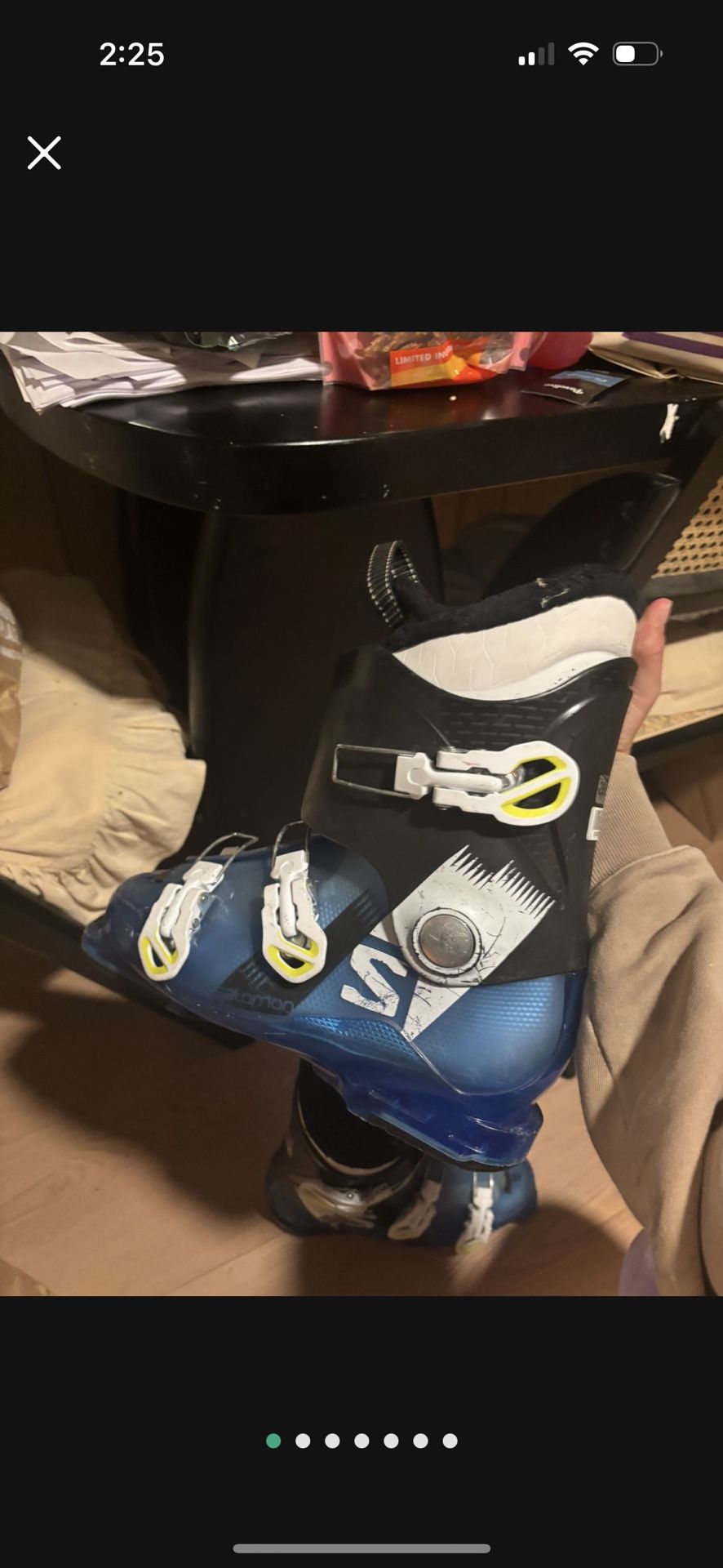 LOW PRICE MOVING- $300 SALOMON SKI BOOTS