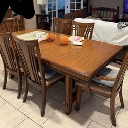 Table With 6 Chairs 