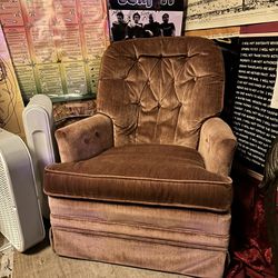 Vintage 70s arm chair 