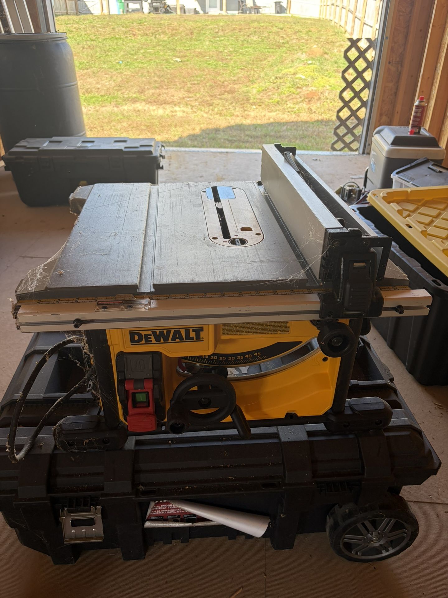DeWalt Jobsite Table Saw