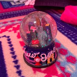 Snow globe 