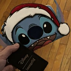 Stitch Santa Hard Tag Loungefly Wallet