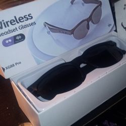 Headset Sunglasses "Wireless" & "BT"