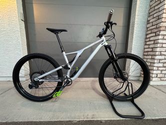 Specialized mnt bike