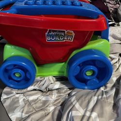 Mega Blocks Wagon 