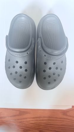 Crocs Classic Clogs Kids J4 Black Slip-On Shoes Used Condition