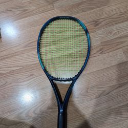 Yonex Ezone Game 98 Grip 1/4 Tennis Racket