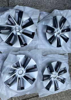 Tesla Model Y 2023 19" OEM Gemini Wheel Covers (Set of 4) with Center Caps