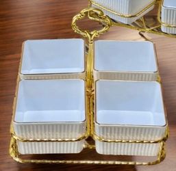 Snack trays with stand