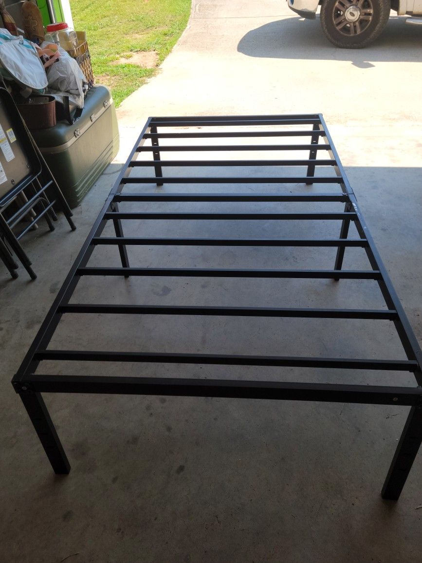 Platform Twin Bed