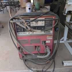 Lincoln Idealarc SP-200