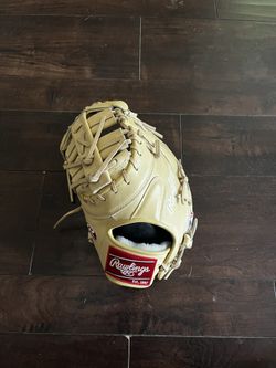 New Freddie Freeman Pro Preferred First basemen Glove