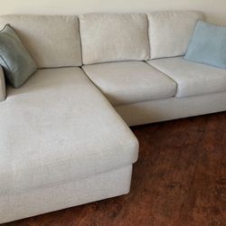 Reversible Sectional