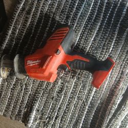 Hacksaw Milwaukee