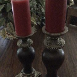 PILLAR CANDLE HOLDERS WITH CANDLES