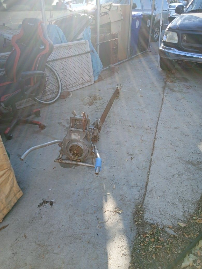 Vintage Two Man Chain Saw.