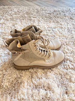 Boots brand:Guess  size: 9 1/2