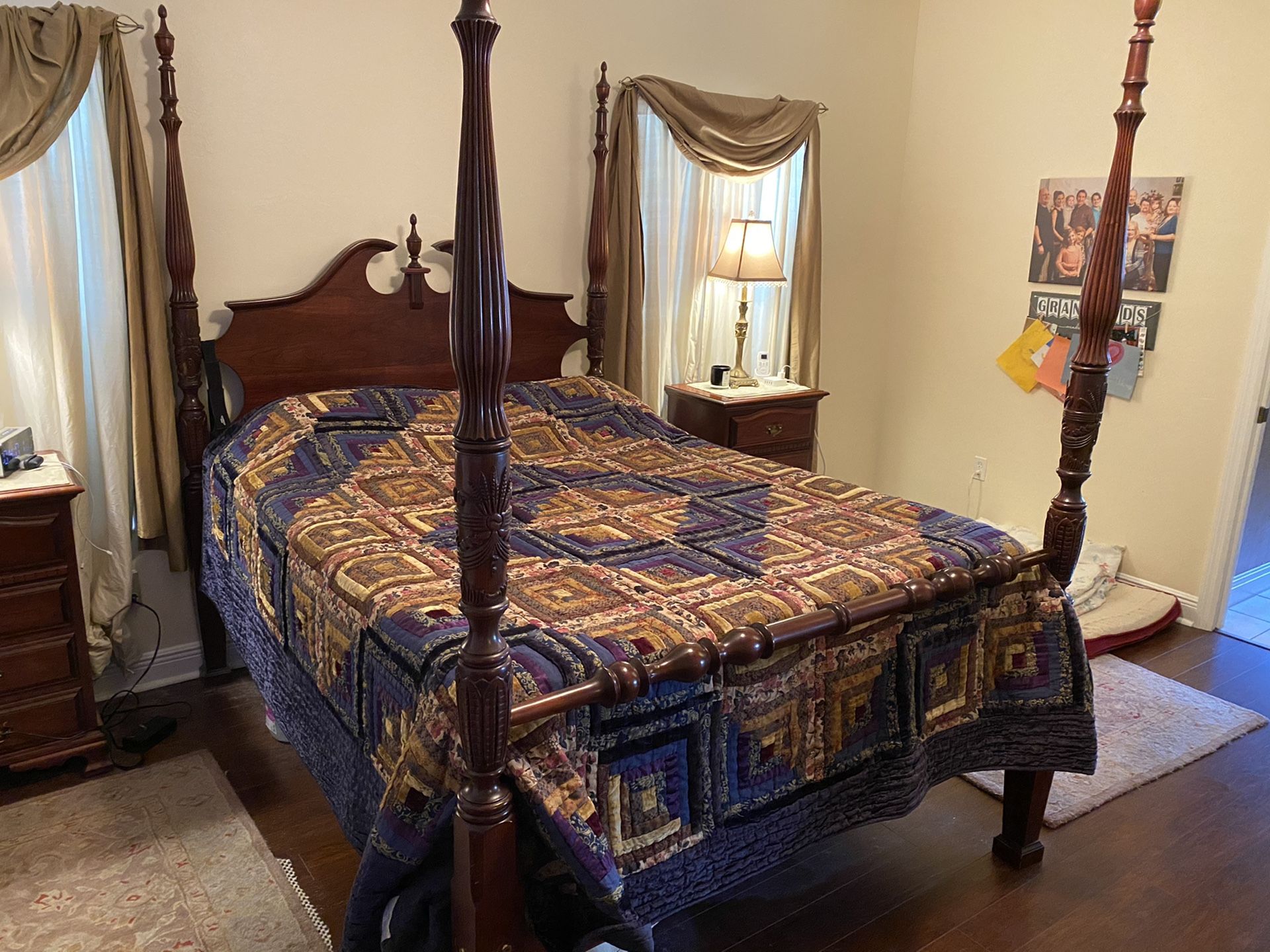 Beautiful Solid Cherry Queen 4 Poster Bed.