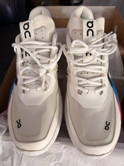 “NEW IN BOX “ On Roger Pro Men’s Court Shoes Make Offer
