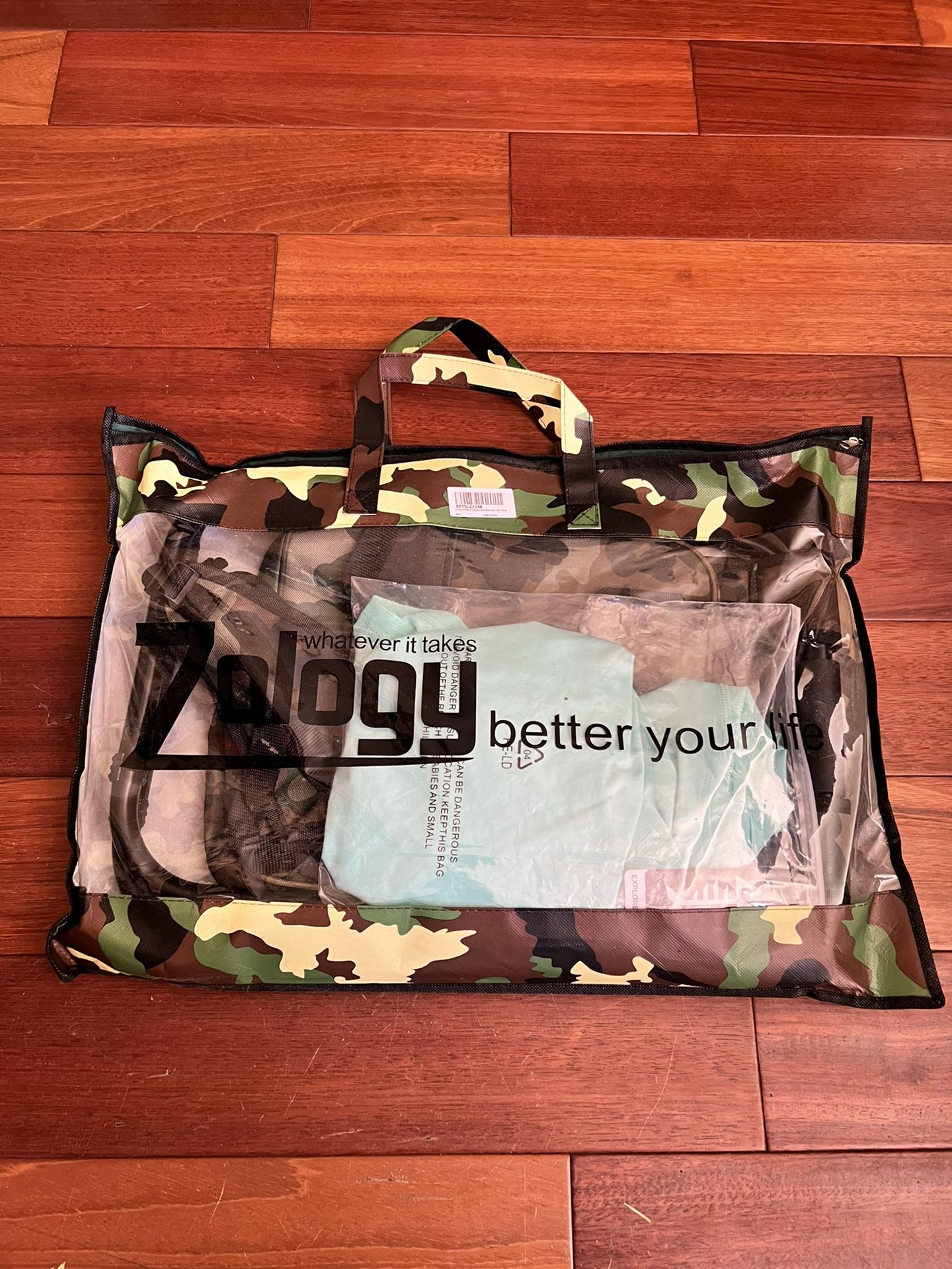 Zology Fishing Bag/chair. With XL fishing Shirt for Sale in Orange, CA -  OfferUp