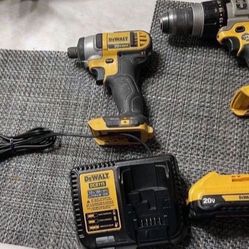 Dewalt 20v Combo Hammer Drill 1/2 And 1/4 Impact 