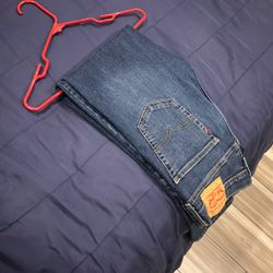 Levi’s 502 W 33 L 32