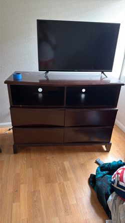 Media cabinet