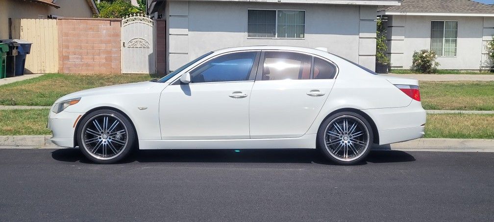 2006 BMW 525i