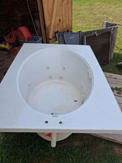 Jacuzzi Bathtub