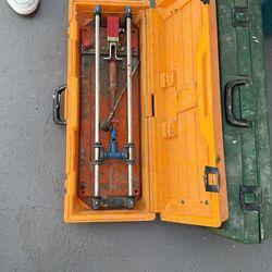 Tile Cutter/Cortador De Loza Españoles