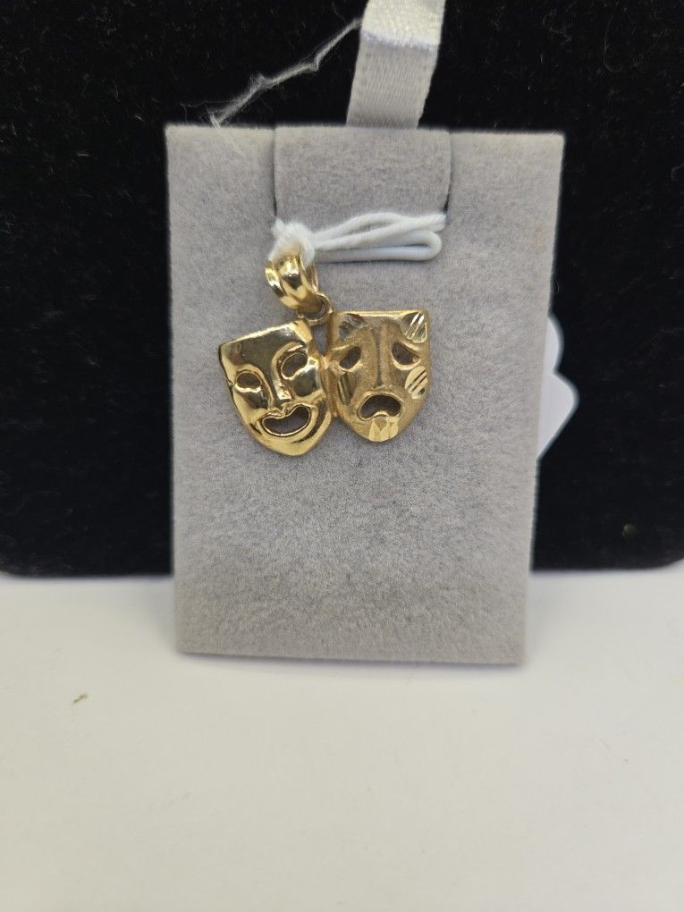 Smile now cry later pendant