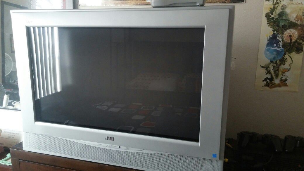 JVC Tube Tv with remote $30