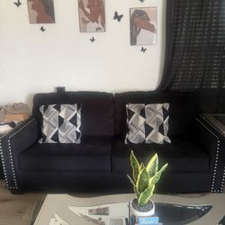 🚨 Moving Sale – Couch + 3 Living Room Tables – Must Go ASAP