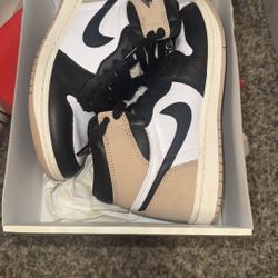Women’s shoe 