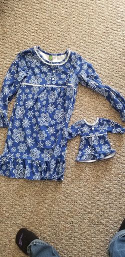 Girls size 10 pajamas with matching doll pj