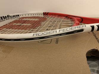 Elektropositief cocaïne beroemd Wilson Roger Federer 110 Tennis Racket for Sale in Williamstown, NJ -  OfferUp