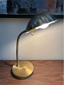 Vintage  Brass Clam Shell Gooseneck Desk Lamp Shade MCM Hollywood Regency Art Deco Leviton USA