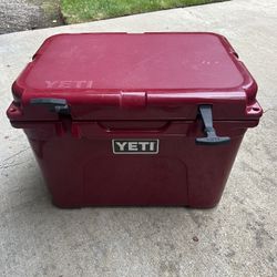 Yeti Tundra 35