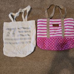 2 Tote Bags 